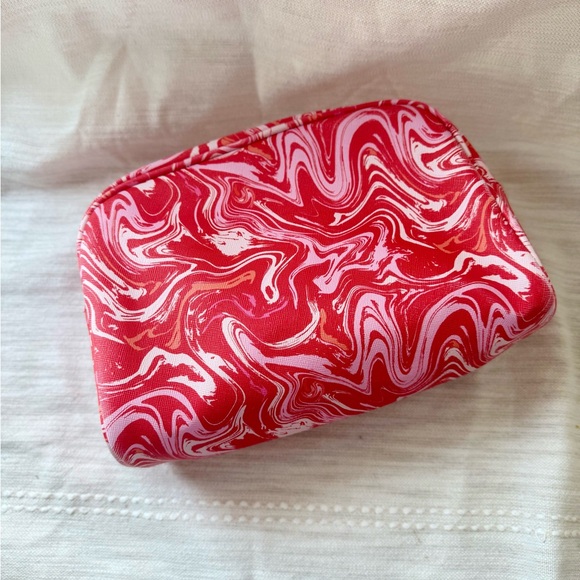 The Vintage Cosmetic Company Handbags - The Vintage Cosmetic Company Cosmetic Bag